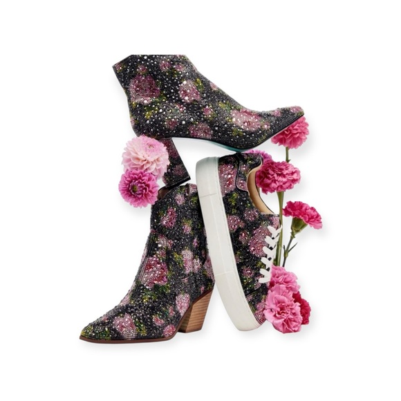 new Betsey Johnson ✿ Diva Crystal Floral Chelsea Ankle Cowboy Boot ✿ Black 8.5M - Picture 14 of 16
